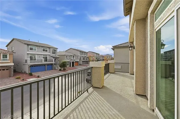 6316 Rock Stream LN, Las Vegas, NV 89141