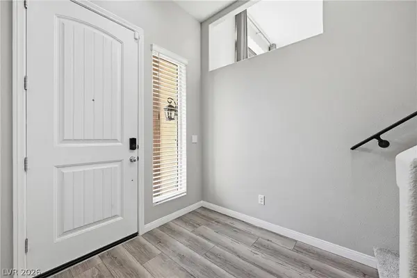 6316 Rock Stream LN, Las Vegas, NV 89141