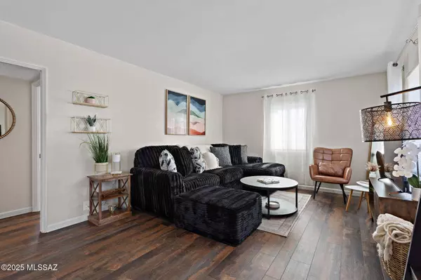 2140 N Calle Chico, Tucson, AZ 85705