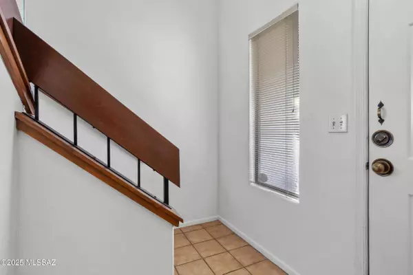 7917 E Colette Circle #60, Tucson, AZ 85710