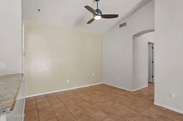 9551 N Crestone Drive, Tucson, AZ 85742