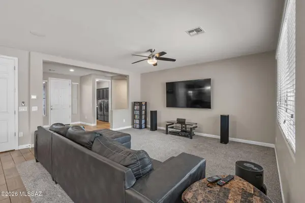 8559 N Gaetano Loop, Tucson, AZ 85742