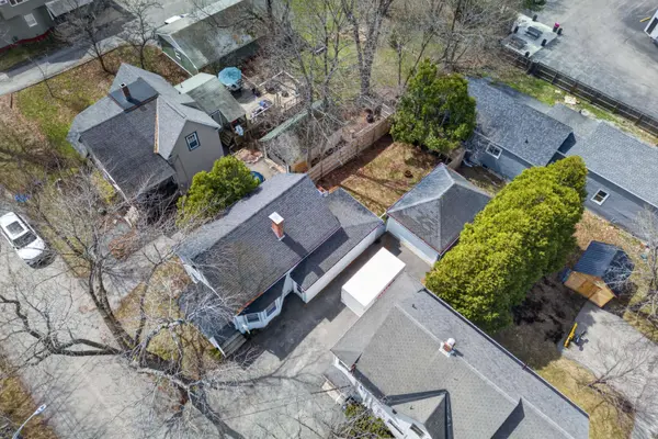 5 Newman ST, Lewiston, ME 04240