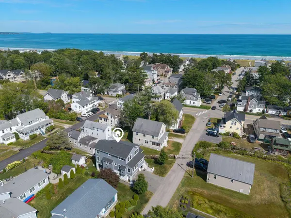 24 Winona AVE, Old Orchard Beach, ME 04064