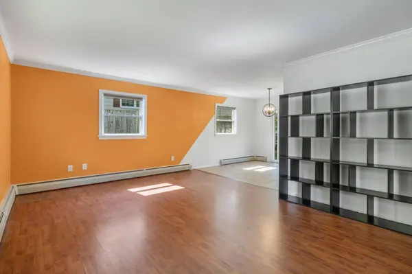 189 Third ST, Auburn, ME 04210