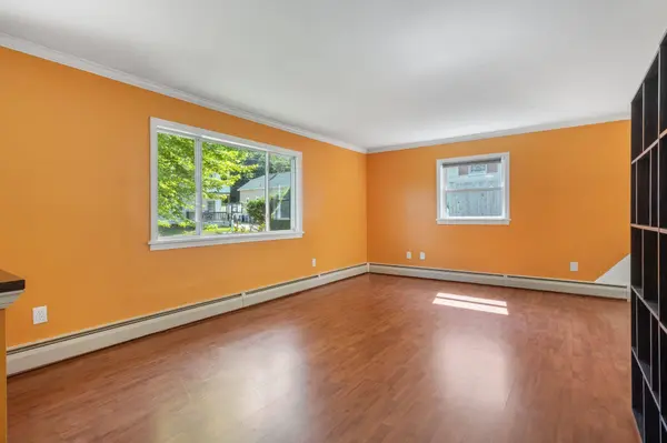189 Third ST, Auburn, ME 04210