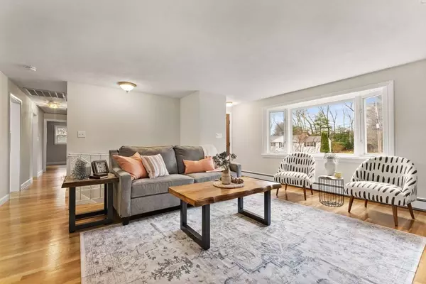 22 Gloria Circle, Burlington, MA 01803