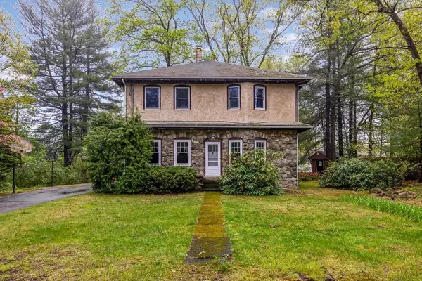 135 Mill St, Burlington, MA 01803