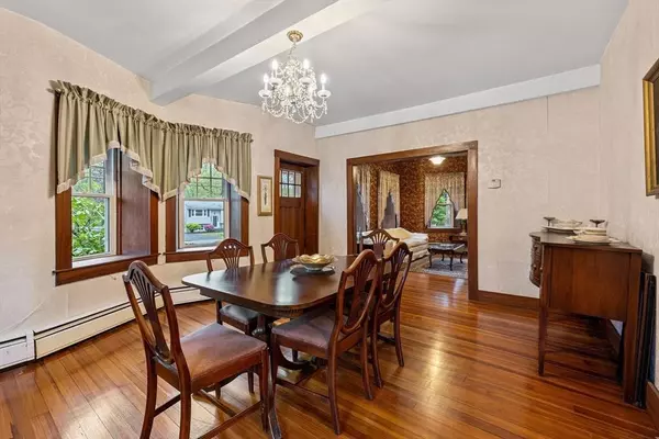 135 Mill St, Burlington, MA 01803