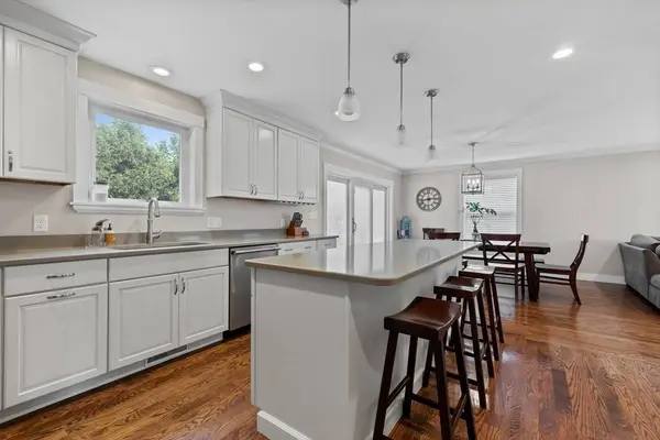 10 Ralph Road, Peabody, MA 01960