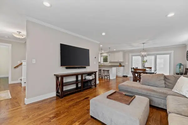 10 Ralph Road, Peabody, MA 01960