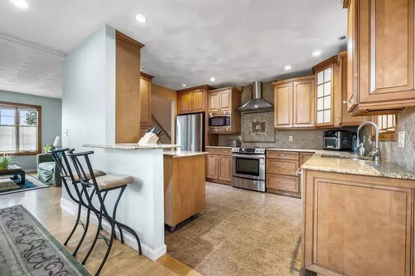 10 Battlemarch Road, Woburn, MA 01801