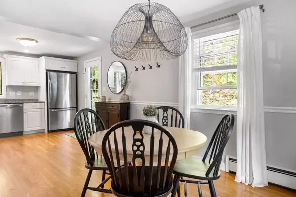 42 Mill St, Burlington, MA 01803