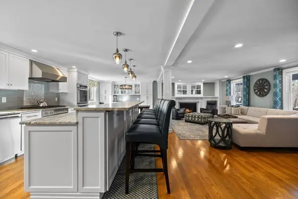 10 Hawthorne Rd, Winchester, MA 01890