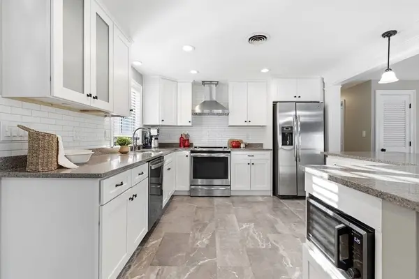 13 Ralph Road, Peabody, MA 01960