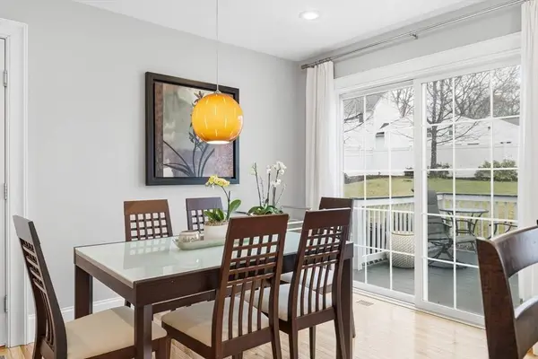 9 Cottage St #9, Woburn, MA 01801