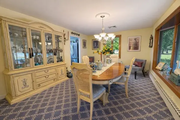 30 Forbes Ave, Burlington, MA 01803