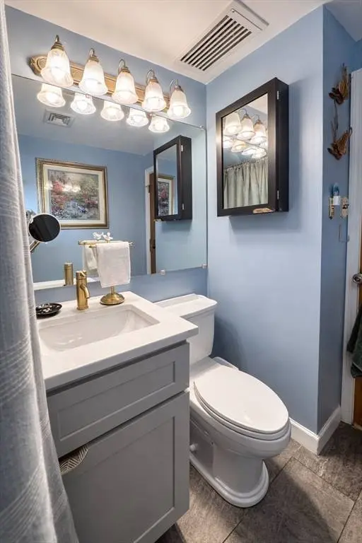 30 Forbes Ave, Burlington, MA 01803