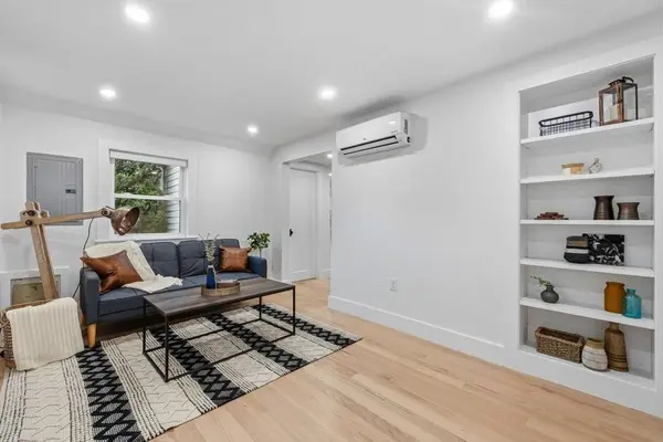 18 Bailey St, Medford, MA 02155