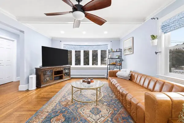 7 Harvard St, Melrose, MA 02176