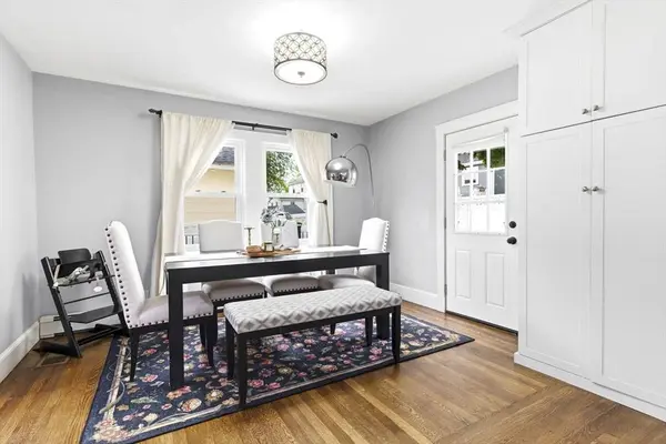 7 Harvard St, Melrose, MA 02176