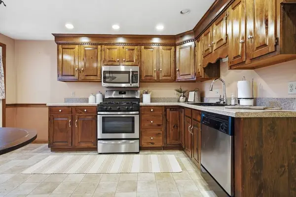 75 Cotuit St #1, North Andover, MA 01845