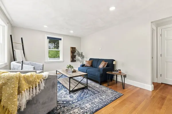 3 Lantern Lane, Woburn, MA 01803