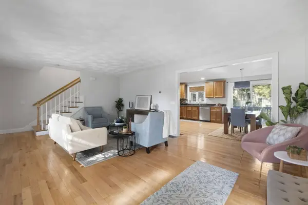 2A Auburn St #2A, Woburn, MA 01801