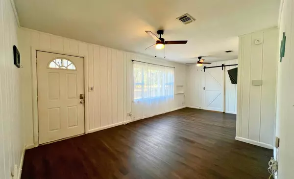 175 Panama DR, Crestview, FL 32536