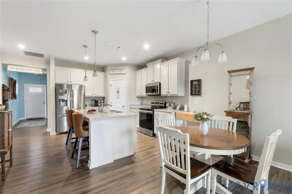 1409 Avondale Woods DR, Richmond, VA 23235