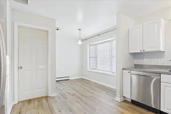 37 Glen Ave #15, Chelmsford, MA 01821