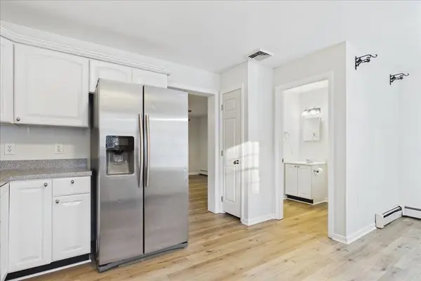 37 Glen Ave #15, Chelmsford, MA 01821