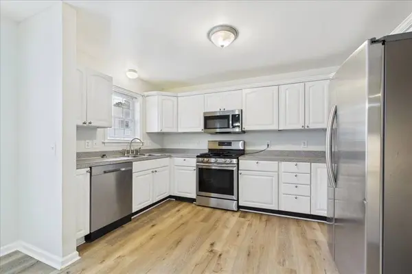 37 Glen Ave #15, Chelmsford, MA 01821