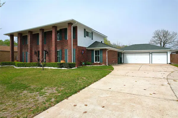 642 N Flamingo DR, Seabrook, TX 77586