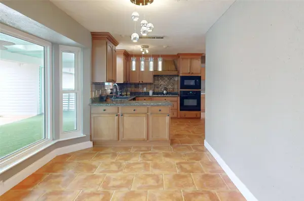 642 N Flamingo DR, Seabrook, TX 77586