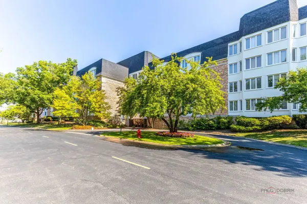 200 Lake Boulevard #457, Buffalo Grove, IL 60089