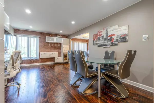 200 Lake Boulevard #457, Buffalo Grove, IL 60089