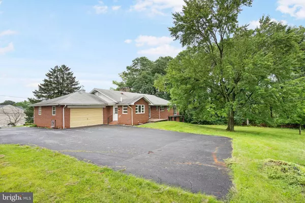 5245 KING AVE, Rosedale, MD 21237