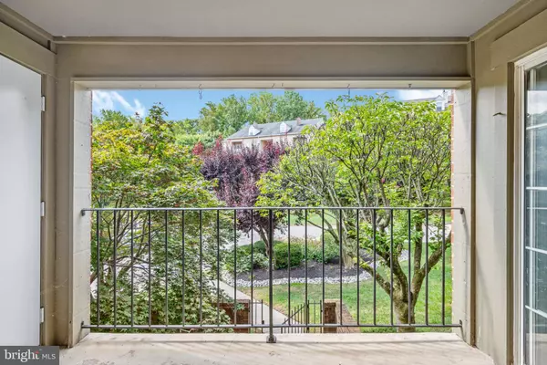 2201-B WOODBOX LN #2201B, Baltimore, MD 21209