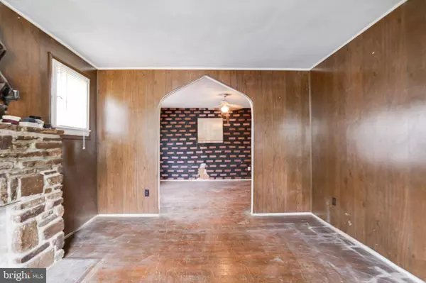 4209 CHATHAM RD, Baltimore, MD 21207