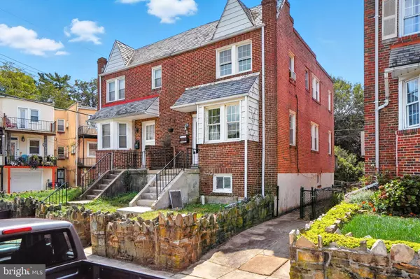 4 N BELLE GROVE RD, Baltimore, MD 21228