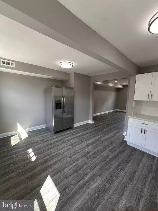 1263 NEIGHBORS AVE, Baltimore, MD 21237