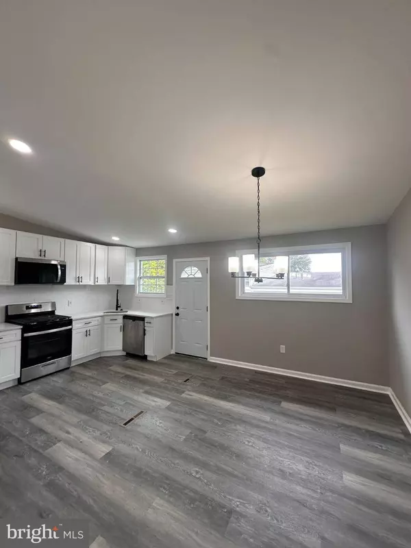 4604 OLD COURT RD, Pikesville, MD 21208