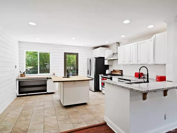 1901 Road B, Redwood Valley, CA 95470