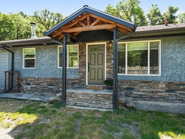 1901 Road B, Redwood Valley, CA 95470