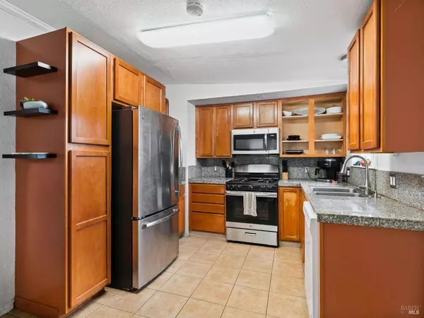 247 Garrett DR, Ukiah, CA 95482