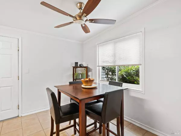 247 Garrett DR, Ukiah, CA 95482