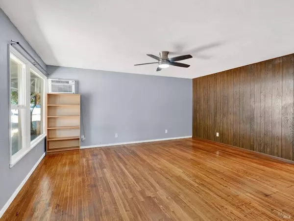 693 Mendocino DR, Ukiah, CA 95482