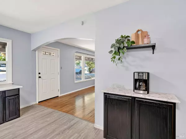 693 Mendocino DR, Ukiah, CA 95482