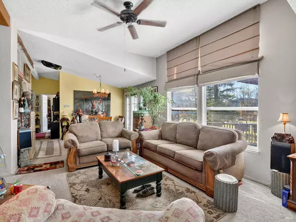 4750 Highway 175, Hopland, CA 95449